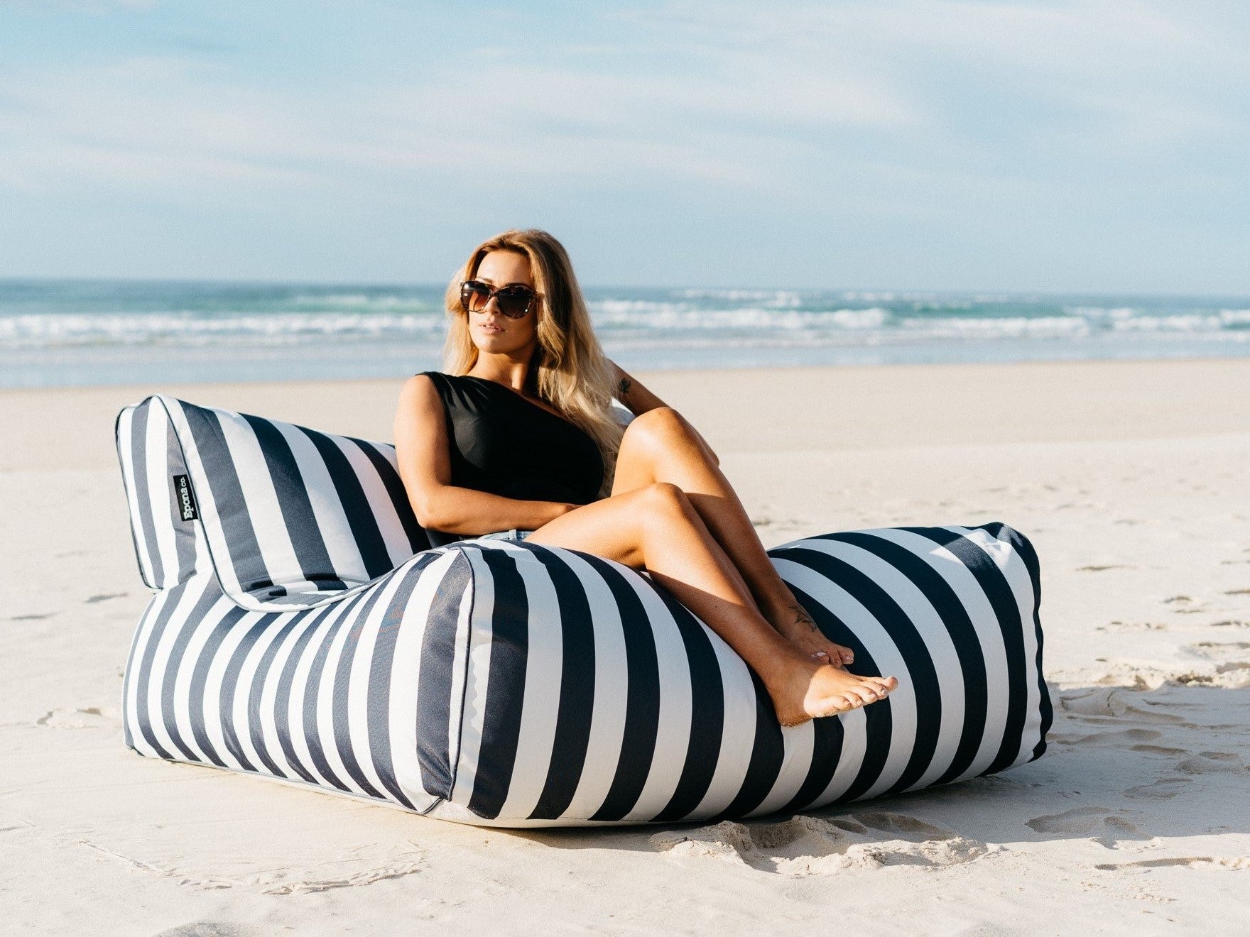 outdoor bean bag lounger